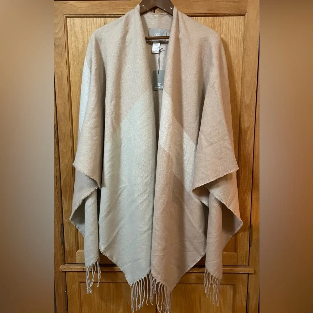 Soia & Kyo Yadira Woven Scarfigan Shawl Poncho Fringe Color Block Tan Blush OS